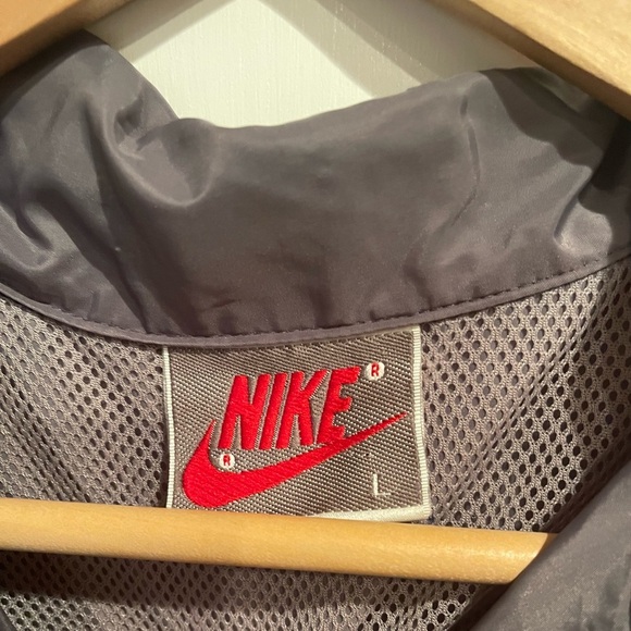 Nike Vintage 80s/90s Men's Gray and Blue Jacket - Picture 3 of 4